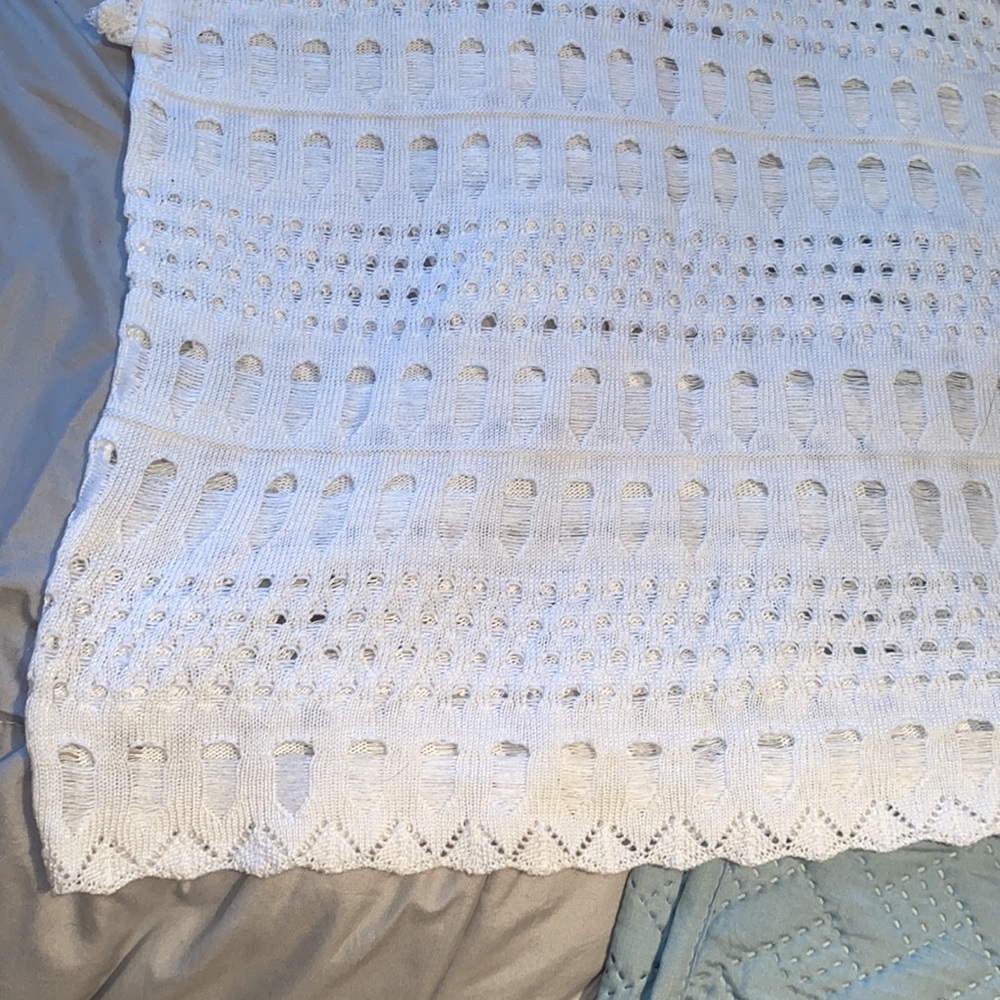 Elementz Sheer white sweater vest. Very lightweight size PM - Picture 7 of 14